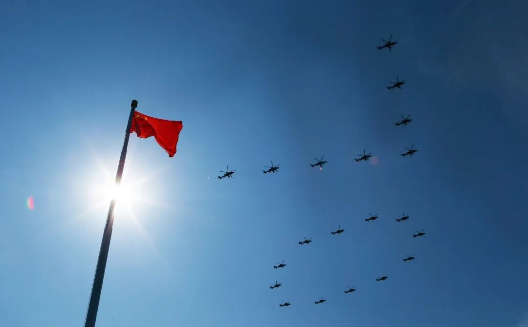 百年回响,铭记历史:从“萤火”到“老鬼”,中国青年如何接续信仰之光?(图4) 百年回响,铭记历史:从“萤火”到“老鬼”,中国青年如何接续信仰之光?(图4)